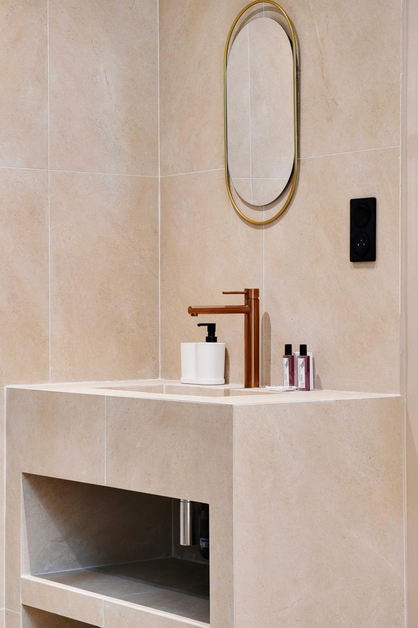 Elegant - 5bd-12p - Heart Of 'le Marais' * Parijs